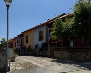 Vista exterior de Casa adosada en venda en Piélagos amb Terrassa
