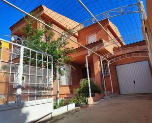 Exterior view of Single-family semi-detached for sale in La Guardia de Jaén  with Heating, Private garden and Terrace