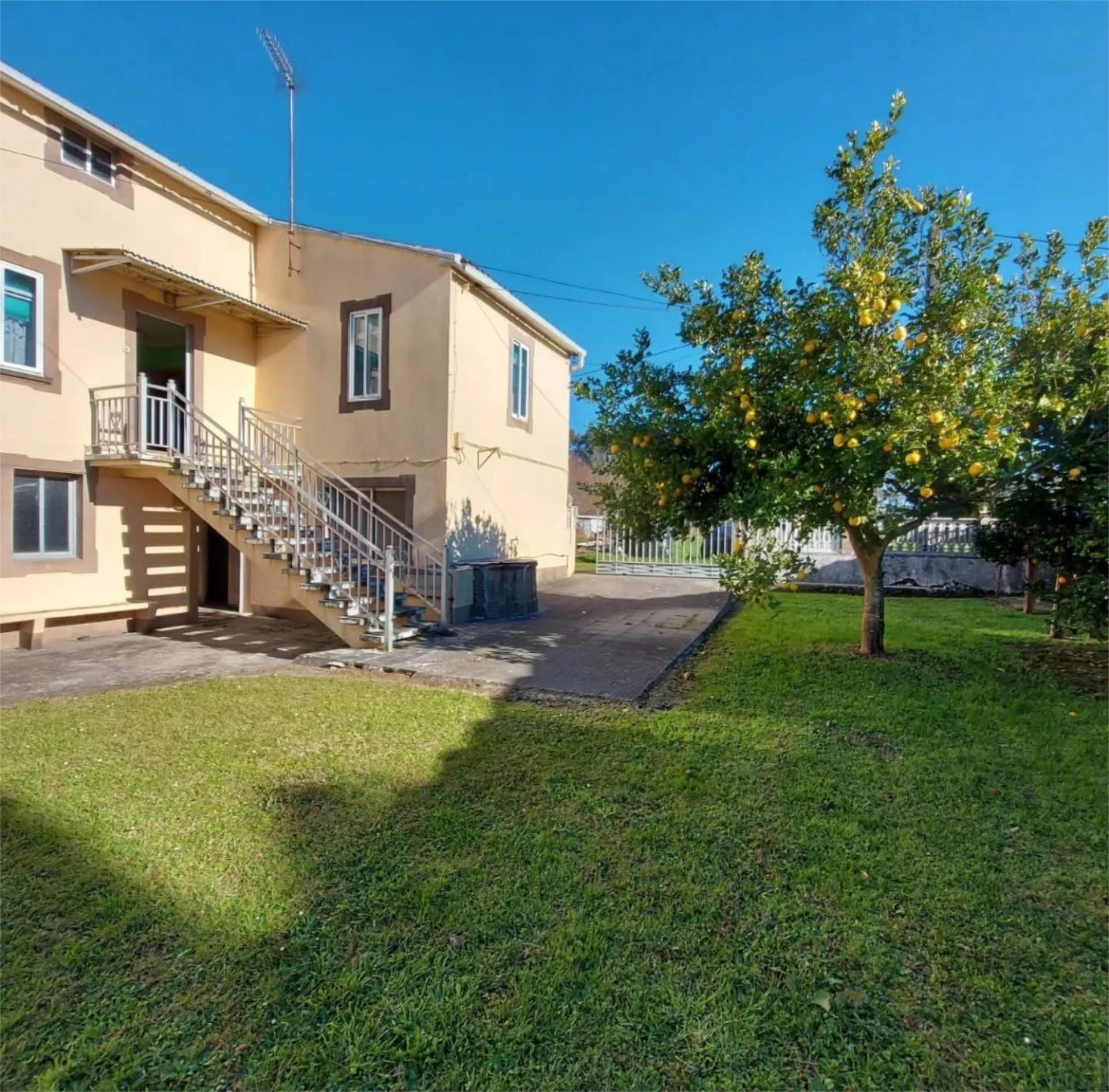 Exterior view of Single-family semi-detached for sale in Narón
