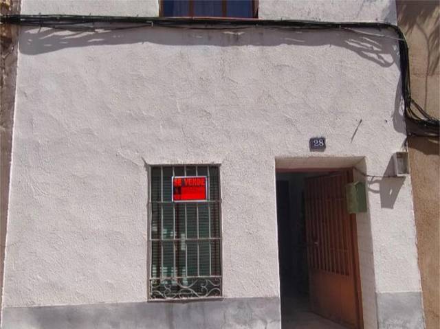 Casa adosada en Venta en Calle Real, 28 en Abenójar