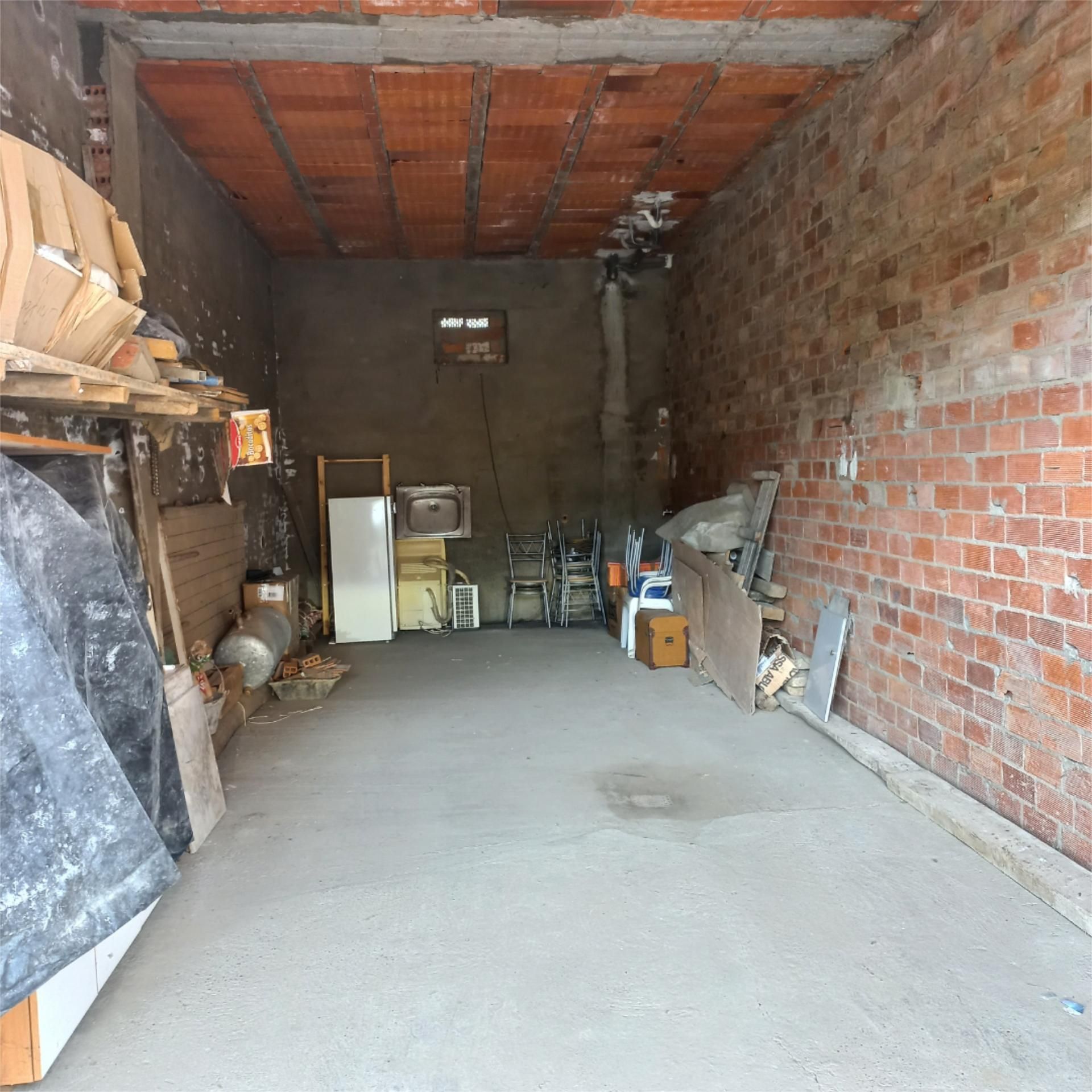 Garage to rent in Chozas de Abajo