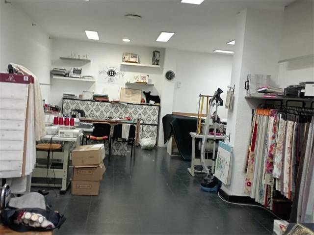 Local comercial en Venta en Calle Isidro Segovia, 7 en Carmelitas