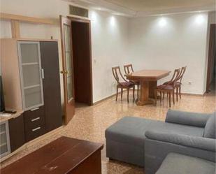 Sala d'estar de Pis de lloguer en San Vicente del Raspeig / Sant Vicent del Raspeig amb Calefacció, Terrassa i Moblat