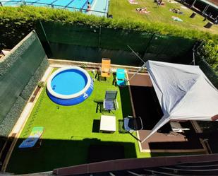 Piscina de Pis en venda en Cihuri amb Balcó