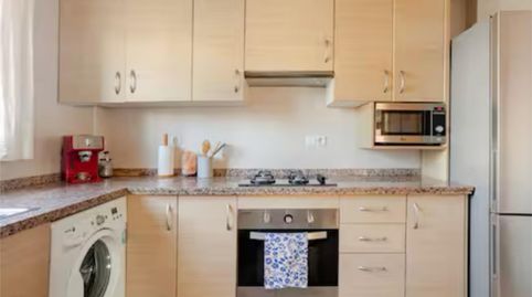 Piso de alquiler en Carrer D'ibi, 10, Pueblo Español - Coveta Fumá, El Campello - imagen 5 Foto 5 de Piso de alquiler en Carrer D'ibi, 10, Pueblo Español - Coveta Fumá, El Campello