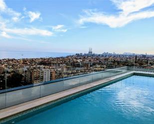 Piscina de Pis de lloguer en Badalona amb Aire condicionat, Calefacció i Parquet