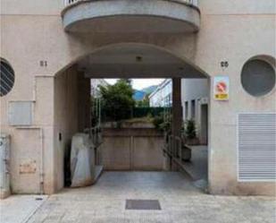 Garage to rent in Abrera