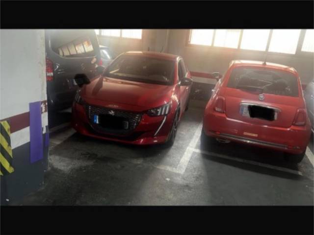 Garaje en Alquiler en Passeig de Montjuïc, 32 en El Poble Sec - Parc de Montjuïc