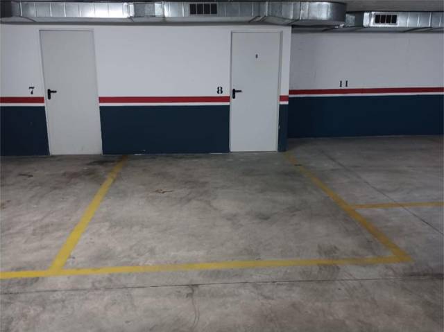 Garaje en Venta en Avinguda Josep Tarradellas, 123 en Valletes - Xiribecs