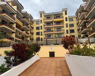 Vista exterior de Pis de lloguer en Puerto de la Cruz amb Terrassa, Piscina i Balcó