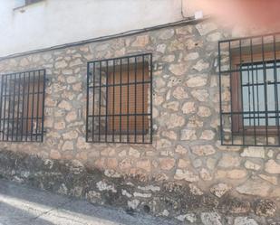 Vista exterior de Pis en venda en Alcocer amb Calefacció