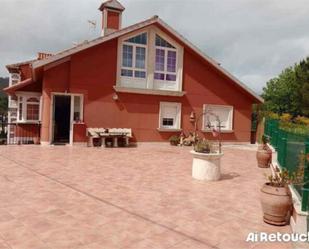 Exterior view of Single-family semi-detached for sale in Fisterra  with Terrace and Furnished