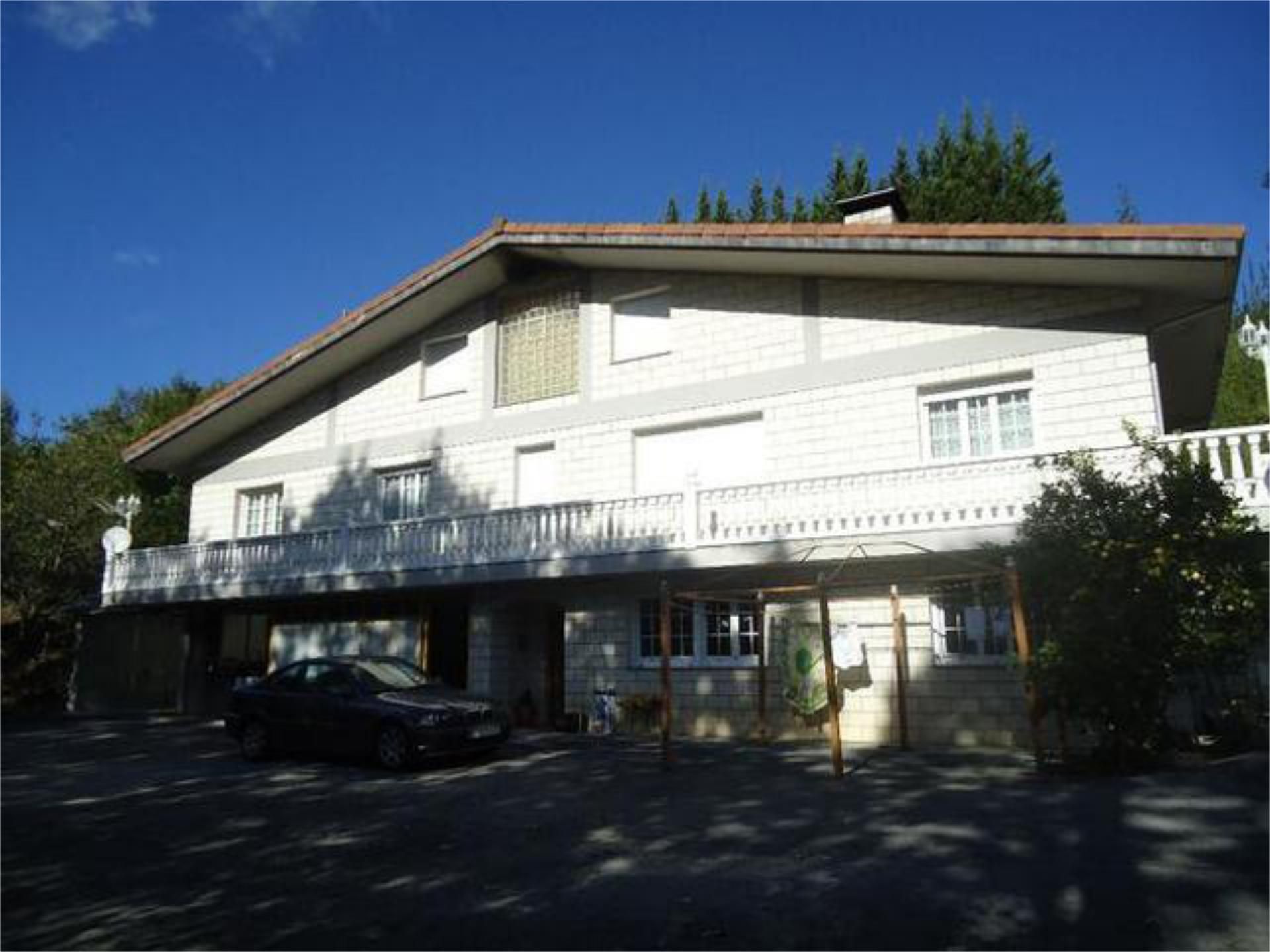 Vista exterior de Casa o xalet en venda en Arrankudiaga amb Terrassa