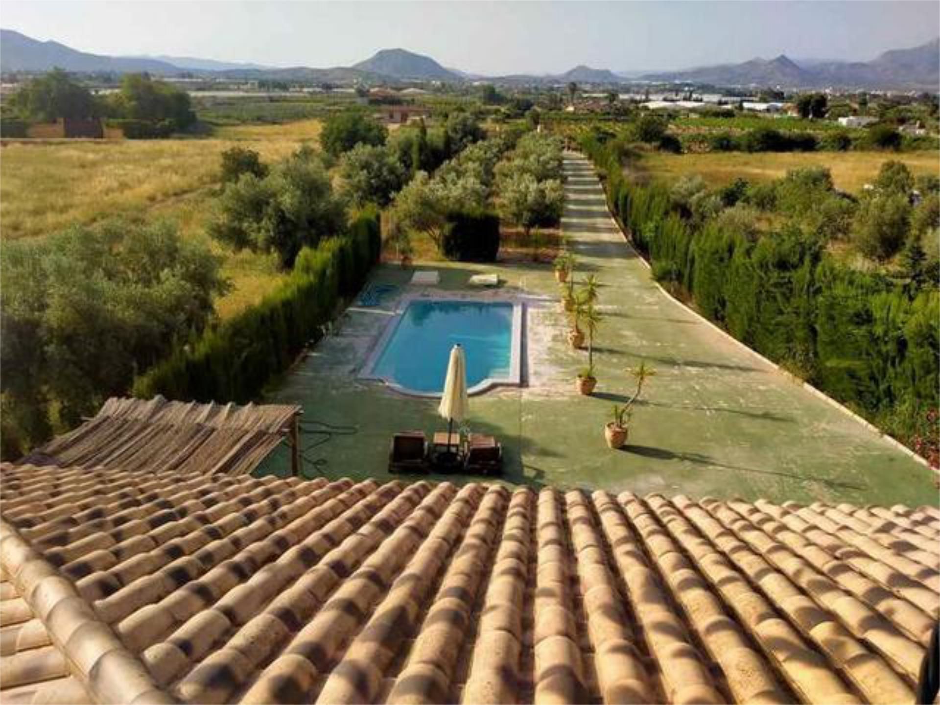 Exterior view of Single-family semi-detached for sale in Villena  with Private garden, Terrace and Storage room