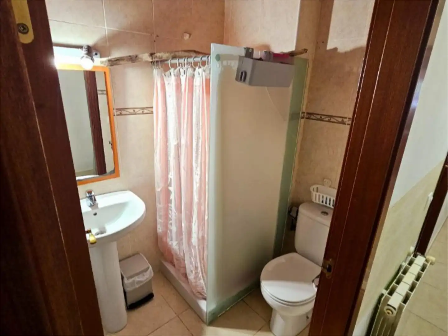 Piso en venta en Carrer Sant Vicenç, 5, La Vila Baño de Piso en venta en Llançà con Aire acondicionado, Terraza y Balcón