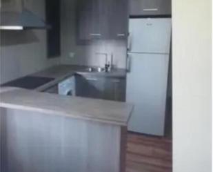 Kitchen of Apartment to rent in Herrera del Duque  with Heating, Terrace and Furnished