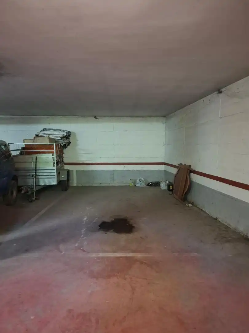 Garage zum Verkauf in Oña