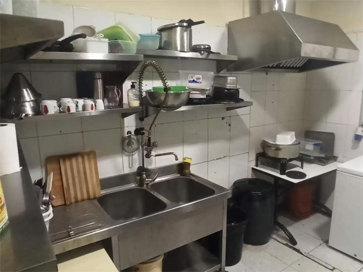 Cocina de Local en traspaso en Barcelona con Aire acondicionado y Amueblado