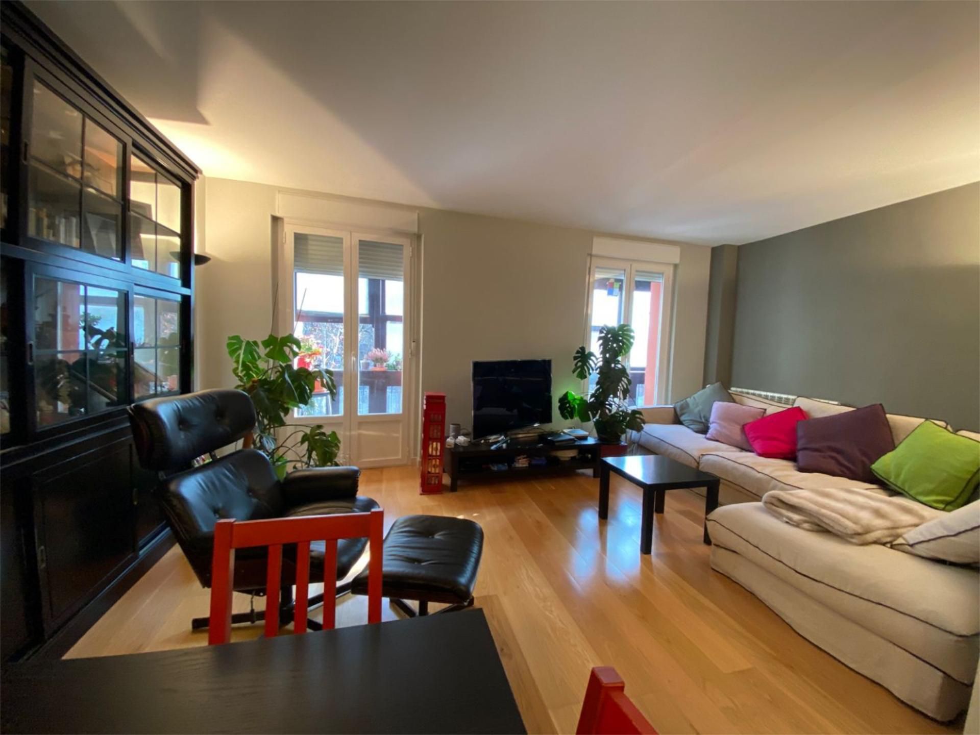 Living room of Flat for sale in  Pamplona / Iruña  with Balcony