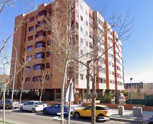 Vista exterior de Pis de lloguer en Tres Cantos amb Calefacció, Jardí privat i Parquet
