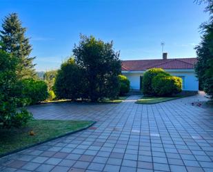 Exterior view of Flat for sale in Oleiros  with Heating, Private garden and Parquet flooring