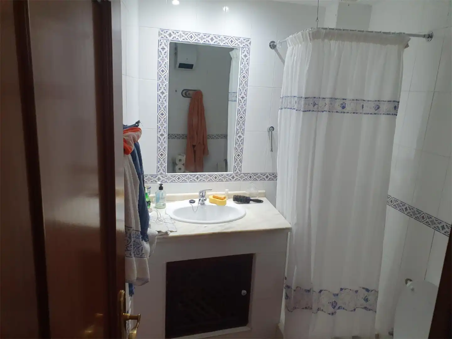Baño de Casa adosada en venta en Wamba con Calefacción, Jardín privado y Parquet