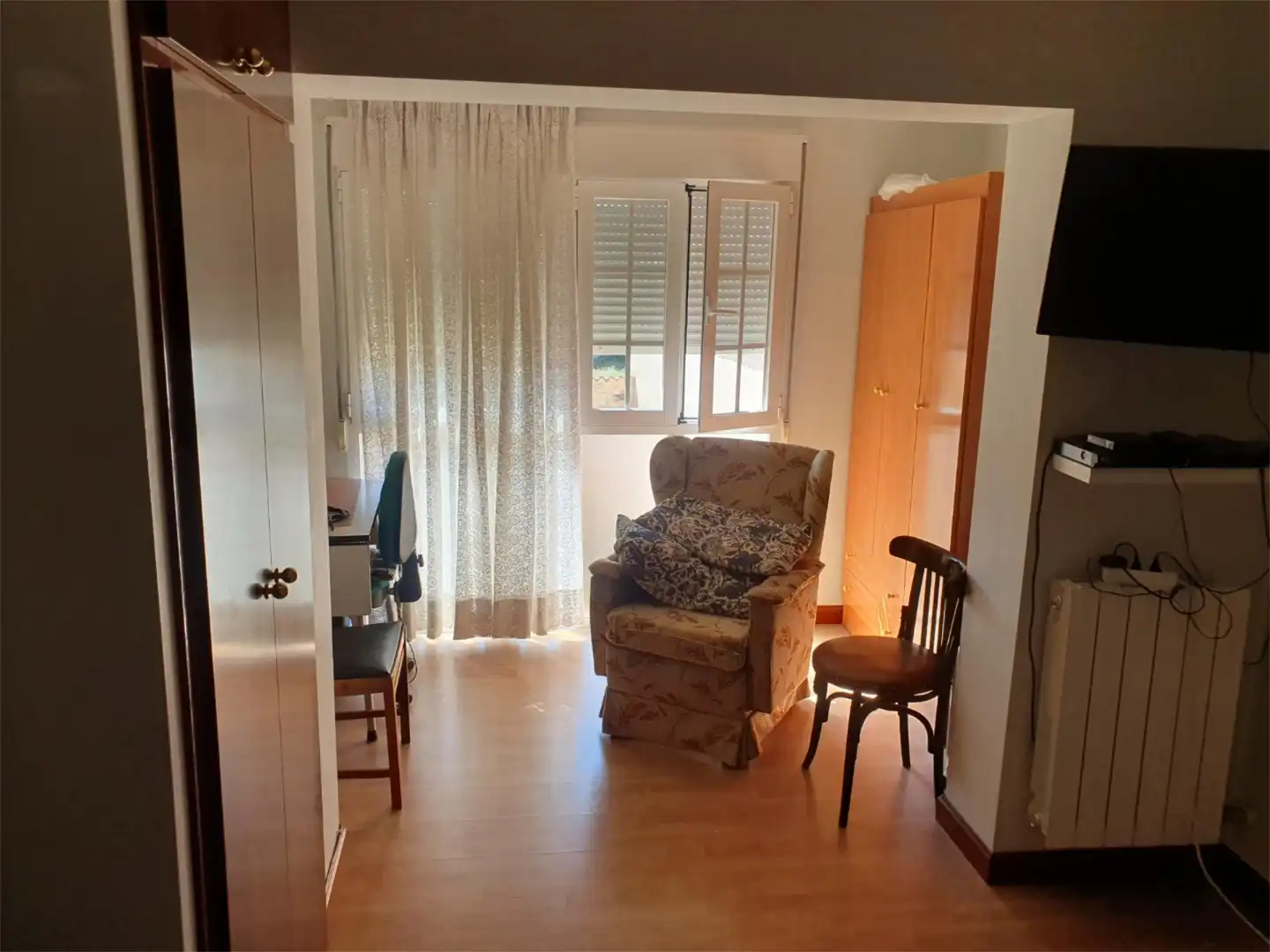 Habitación de Casa adosada en venta en Wamba con Calefacción, Jardín privado y Parquet