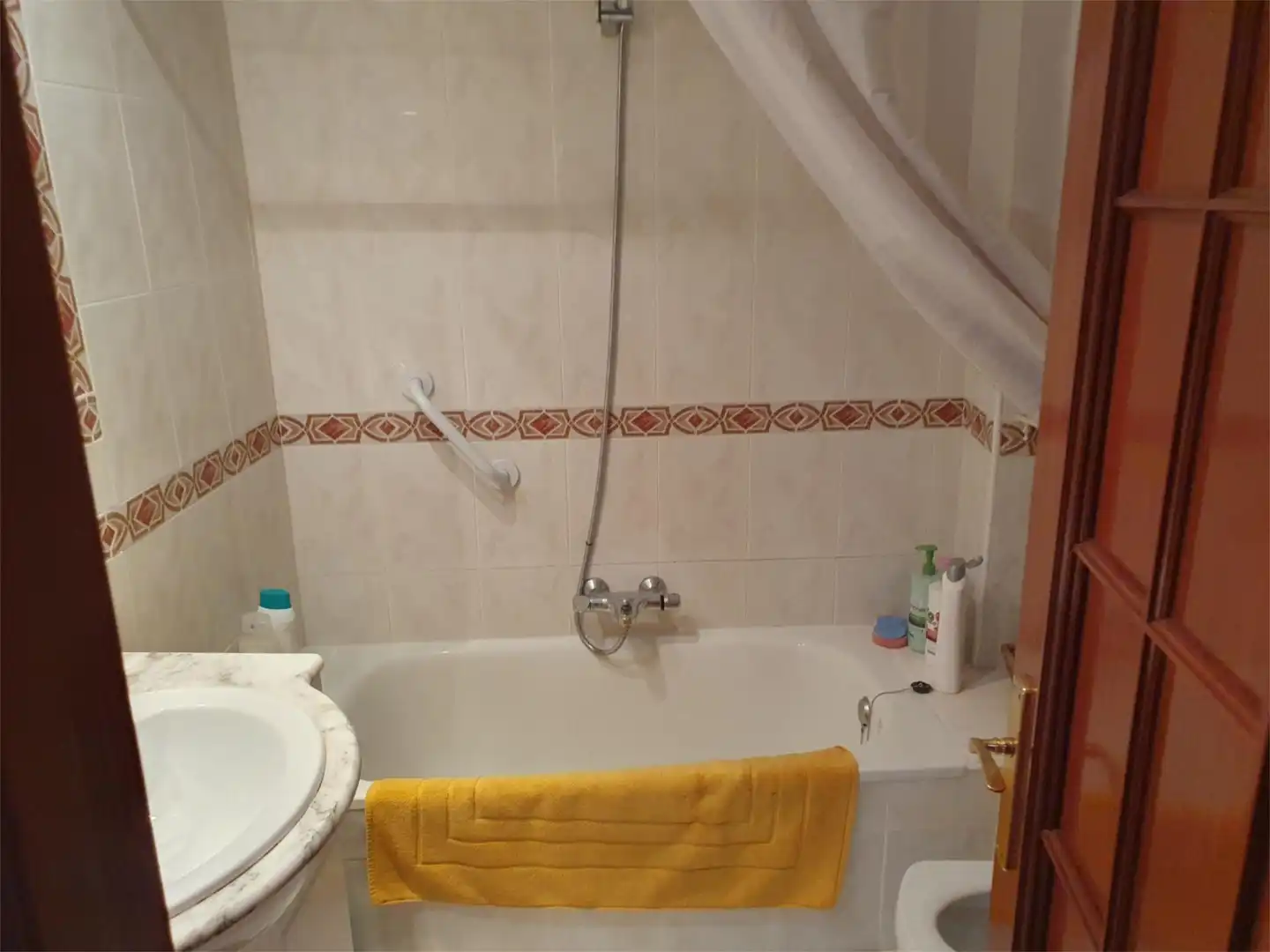 Baño de Casa adosada en venta en Wamba con Calefacción, Jardín privado y Parquet