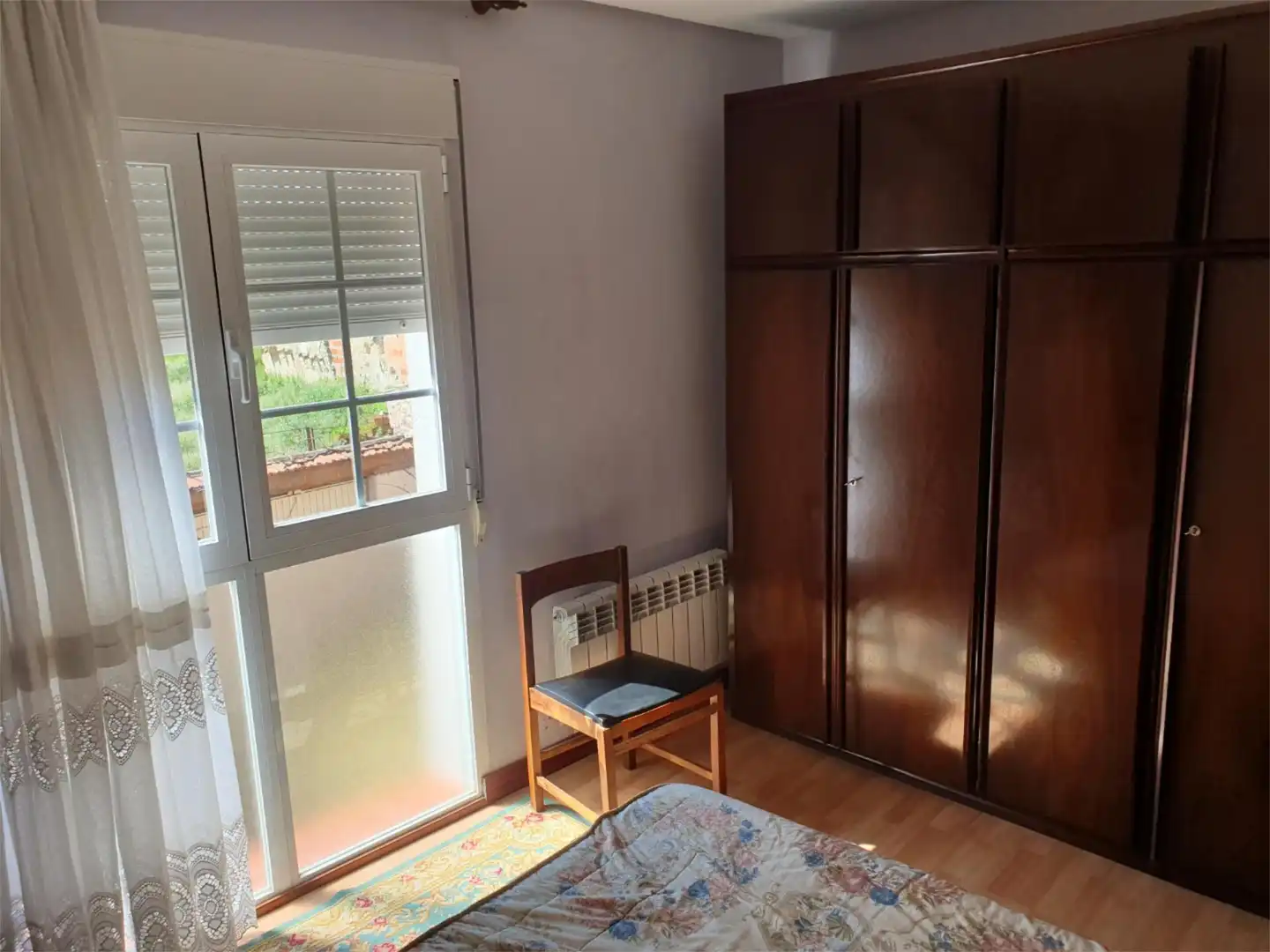Habitación de Casa adosada en venta en Wamba con Calefacción, Jardín privado y Parquet