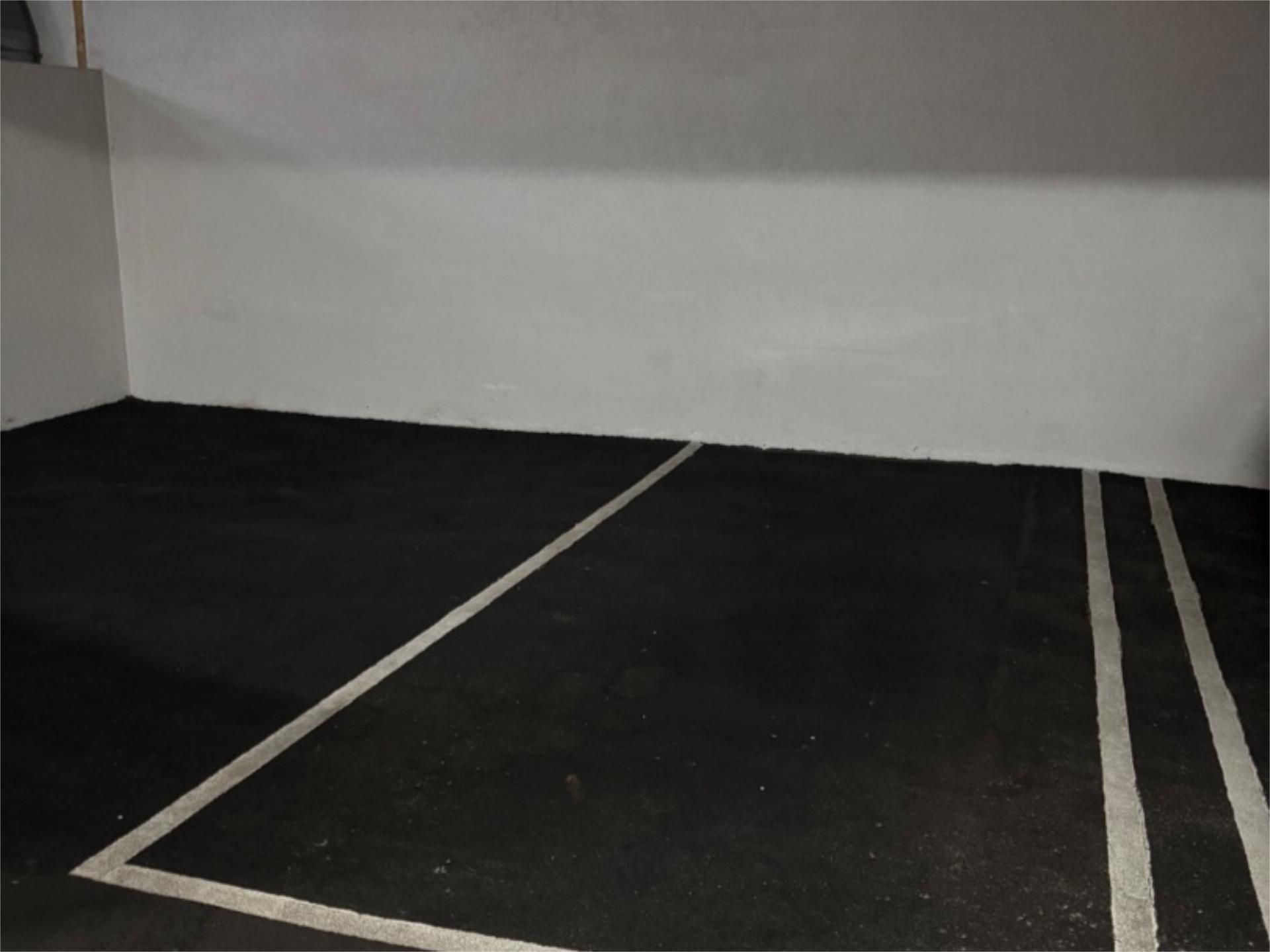 Garage for sale in Avilés