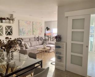 Living room of Flat for sale in  Madrid Capital  with Air Conditioner and Swimming Pool