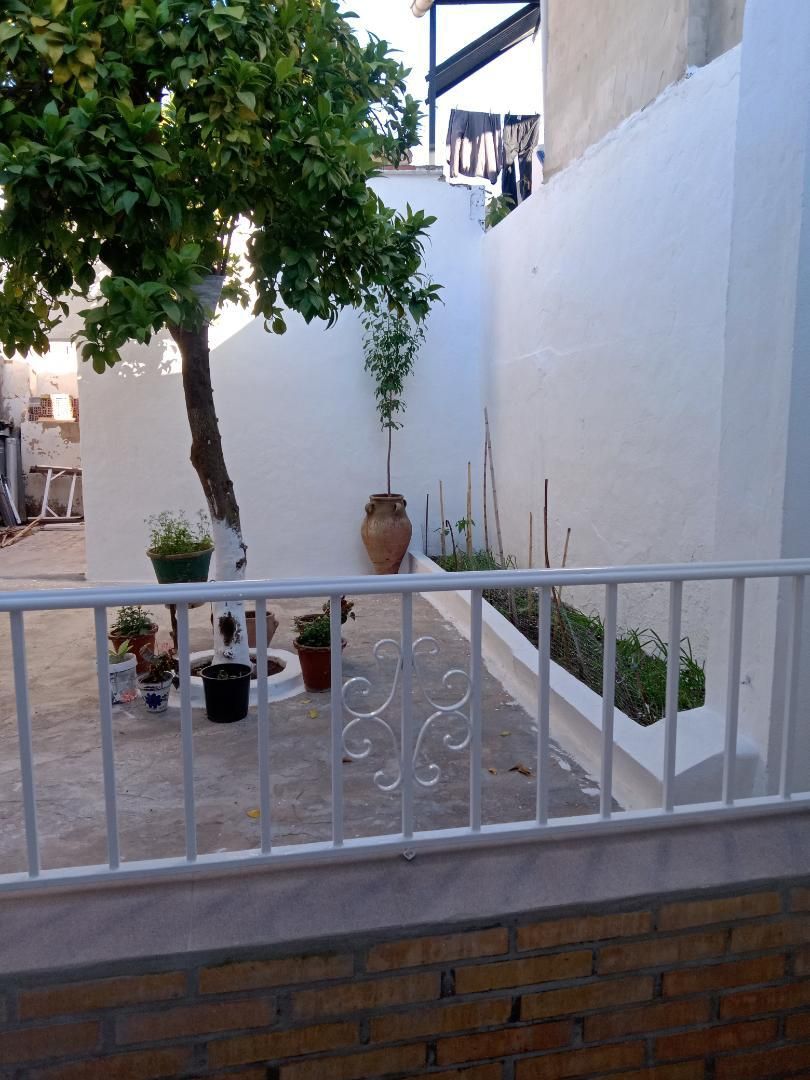 Jardí de Casa adosada en venda en Almonte amb Aire condicionat, Calefacció i Jardí privat