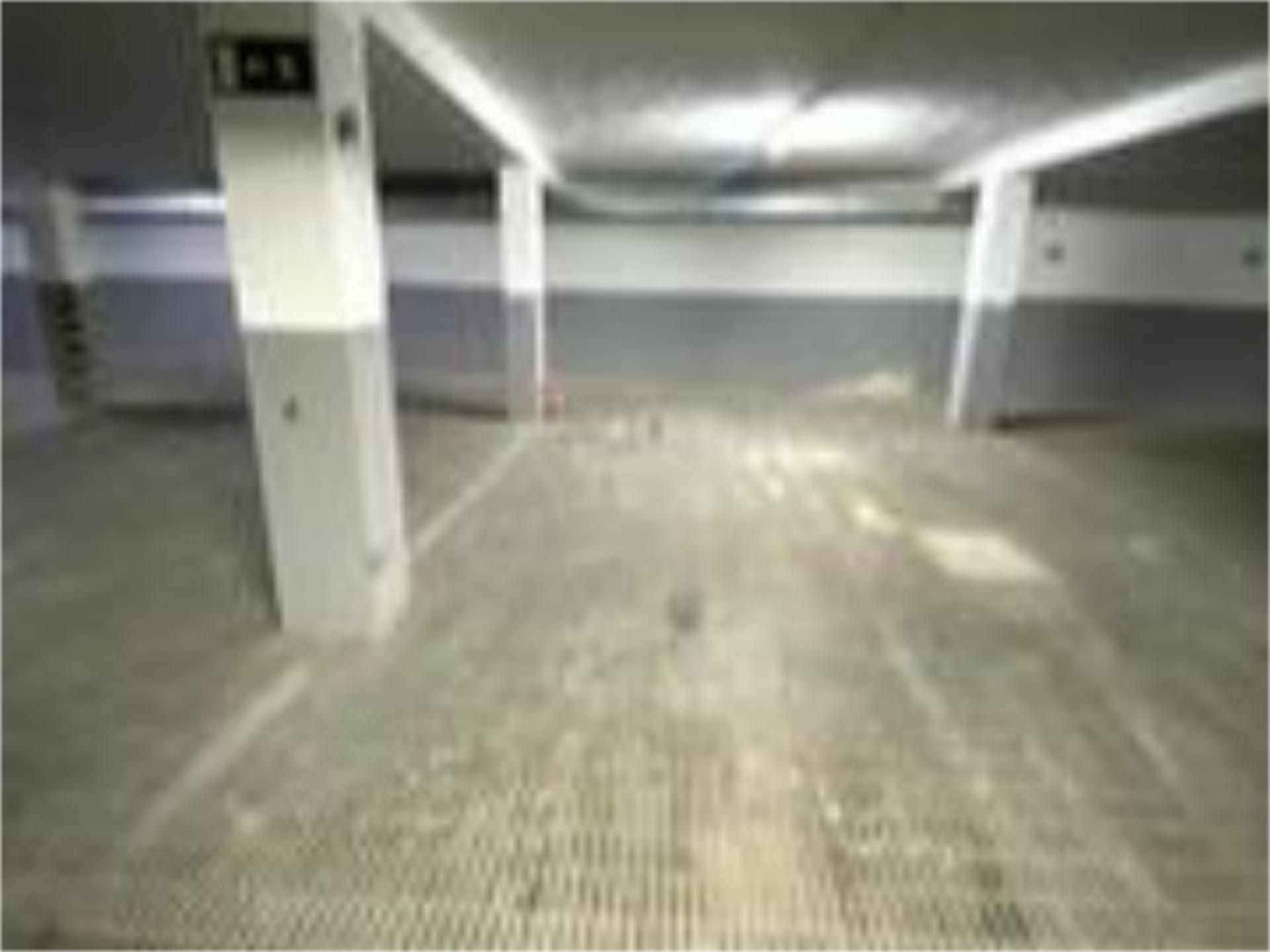 Parking of Garage to rent in Benidorm