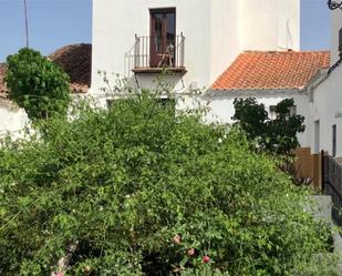 Jardí de Planta baixa en venda en El Pedroso amb Calefacció, Terrassa i Balcó