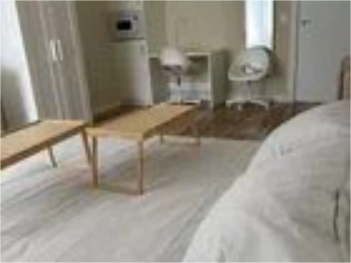 Bedroom of Flat for share in Valladolid  with Heating, Parquet flooring and Furnished