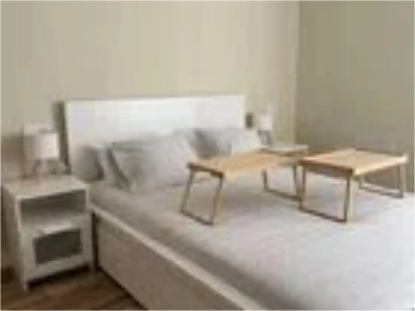 Bedroom of Flat for share in Valladolid  with Heating, Parquet flooring and Furnished