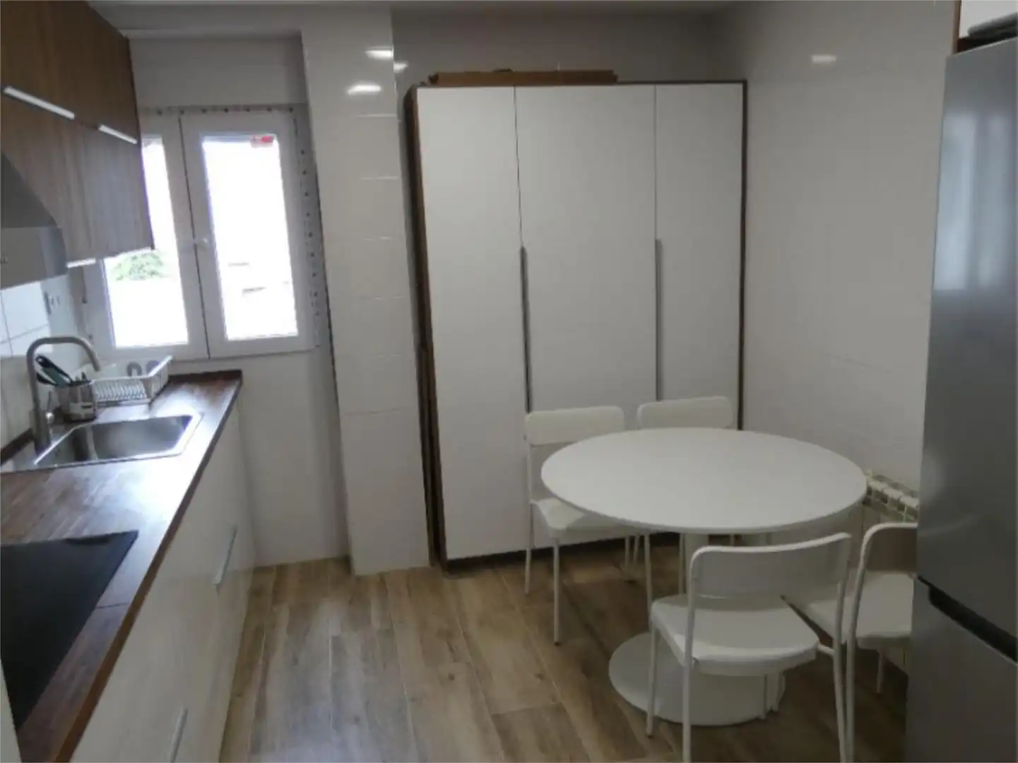 Kitchen of Flat for share in Valladolid  with Heating, Parquet flooring and Furnished