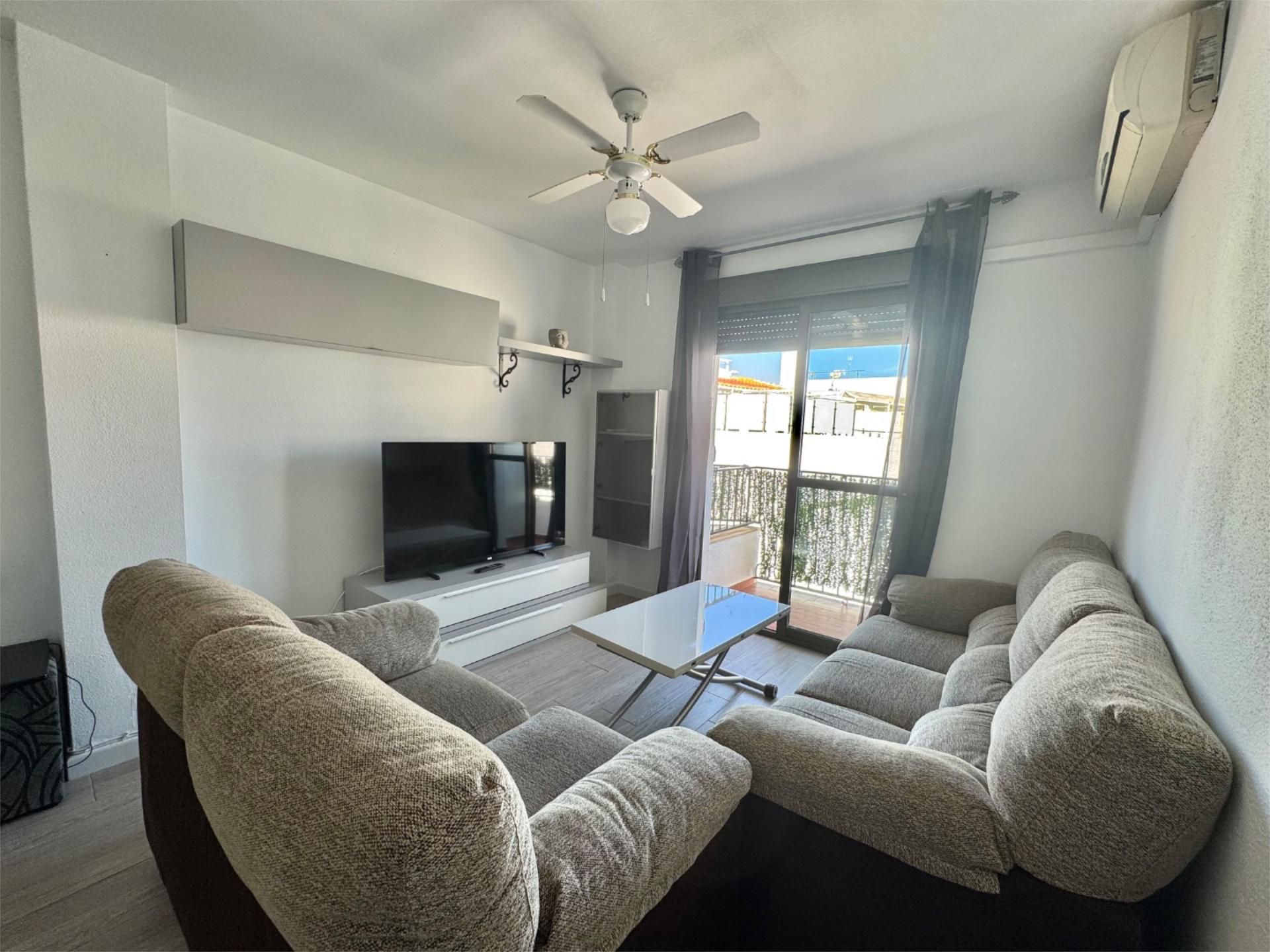 Flat to share in Calle Granada, 60, Centro