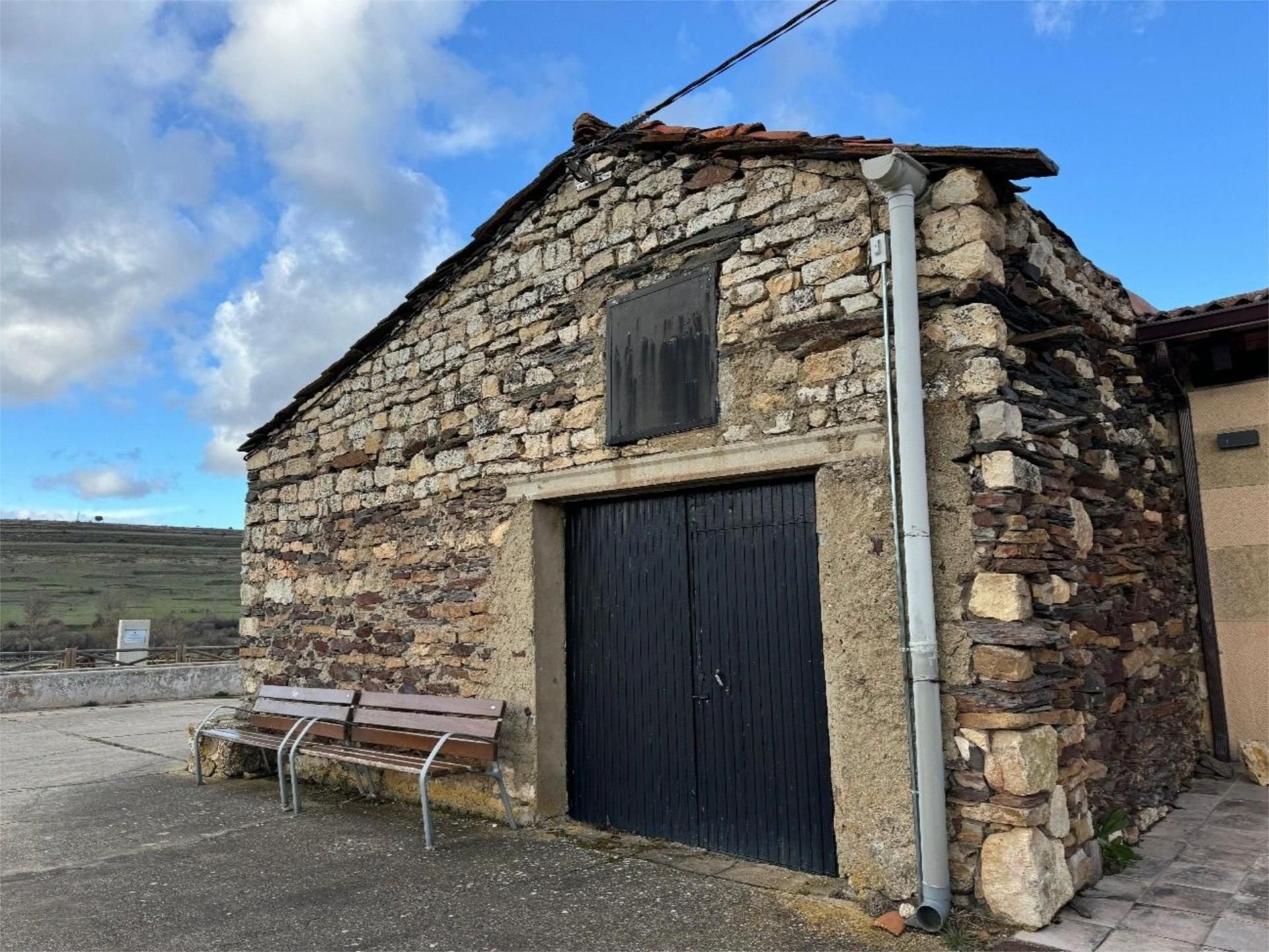 Exterior view of Premises for sale in Cantalojas