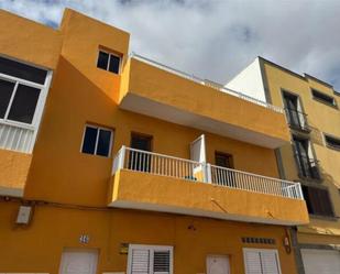 Vista exterior de Pis en venda en Agüimes