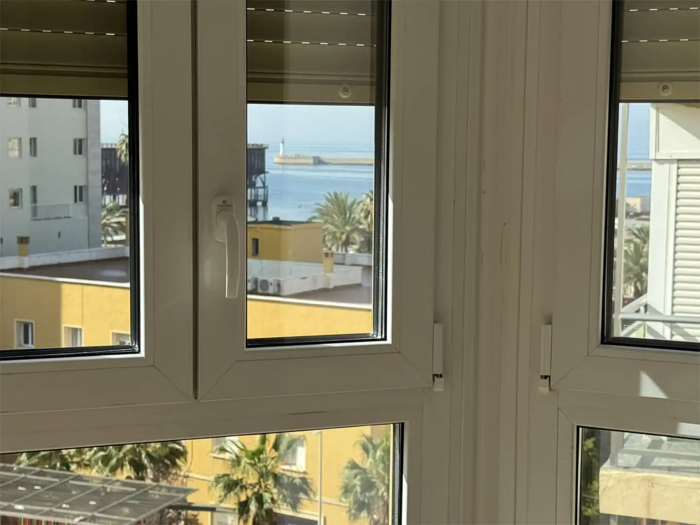 Piso en venta en Calle Arapiles, 22, Centro Habitación de Piso en venta en Almería con Aire acondicionado, Calefacción y Horno