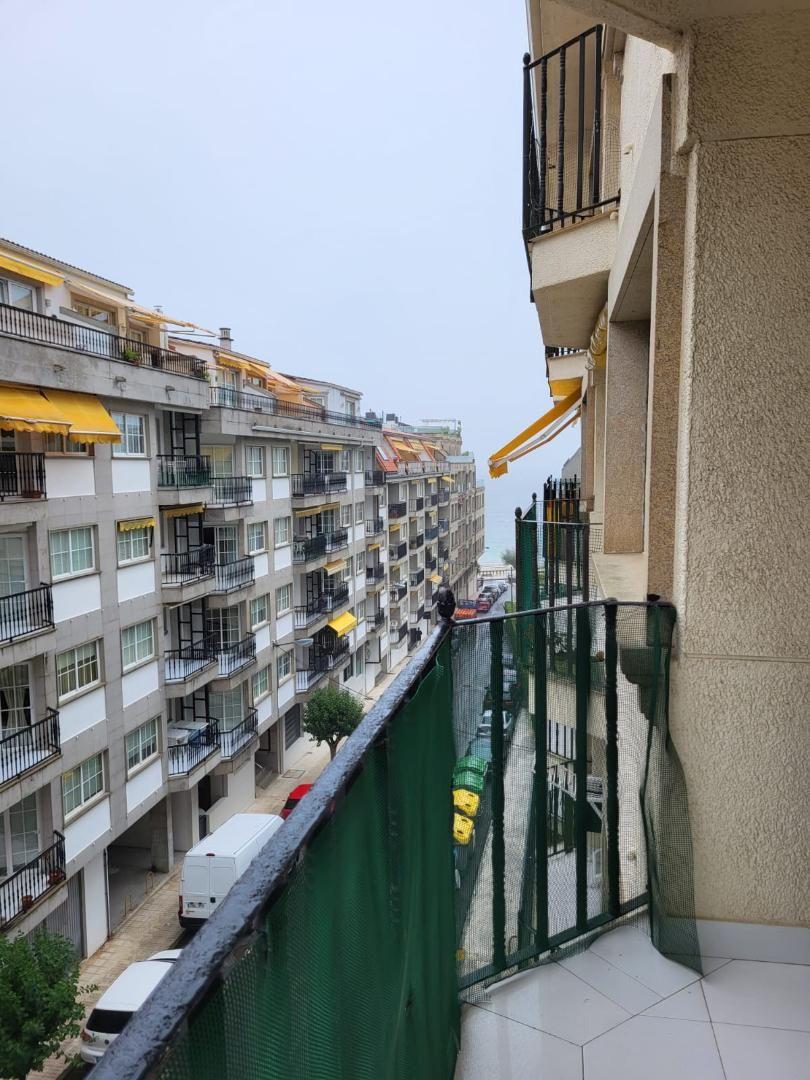 Vista exterior de Pis de lloguer en Sanxenxo amb Calefacció, Moblat i Forn