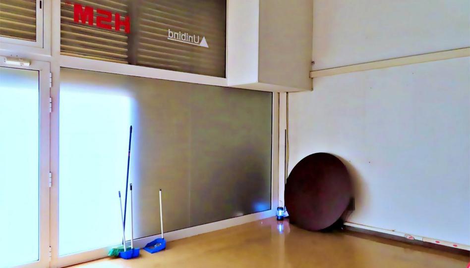 Premises to rent in Carrer D'àngel Guimerà, 146, El Gall, Barcelona - image 1 Photo 1 of Premises to rent in Carrer D'àngel Guimerà, 146, El Gall, Barcelona