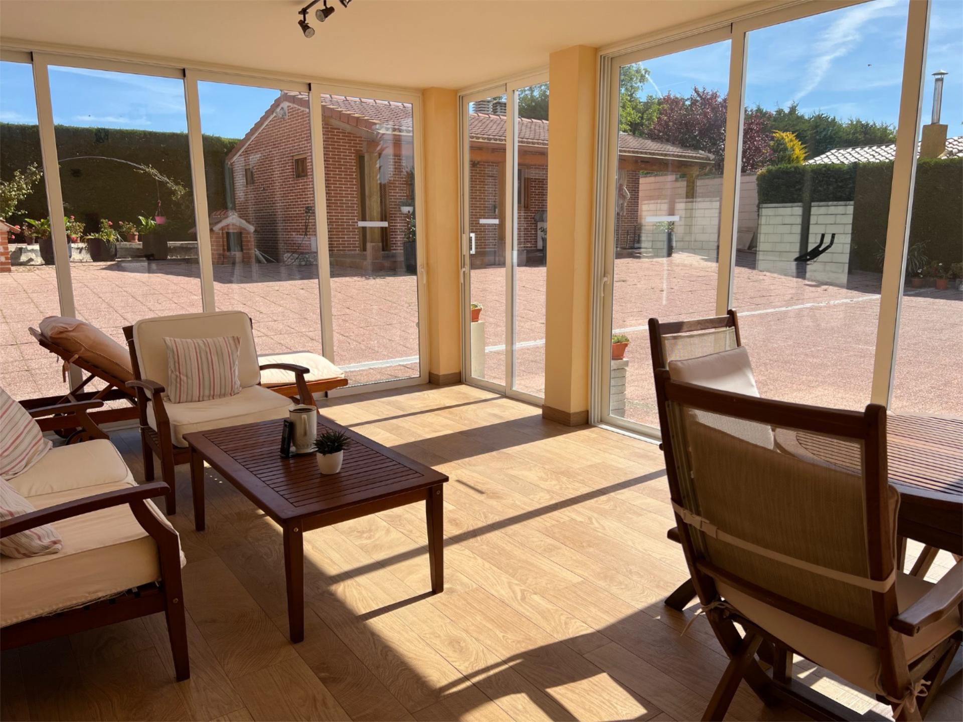 Terrace of Flat for sale in Renedo de Esgueva  with Heating, Private garden and Parquet flooring