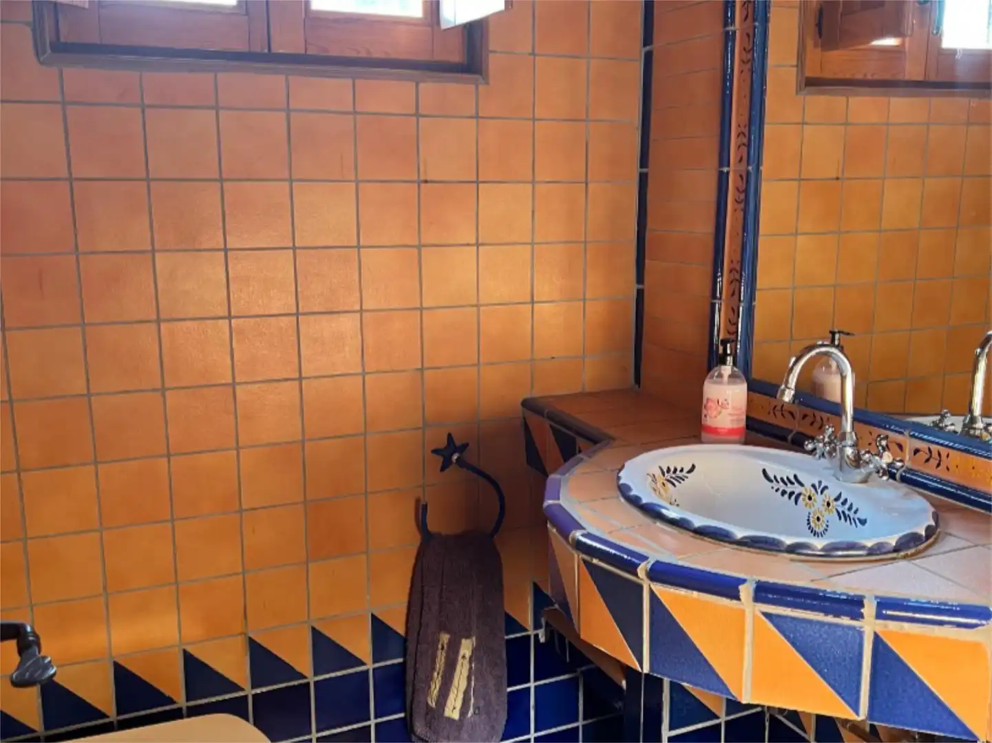 Bathroom of Flat for sale in Renedo de Esgueva  with Heating, Private garden and Parquet flooring