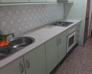 Kitchen of Flat to rent in  Córdoba Capital  with Air Conditioner, Terrace and Oven