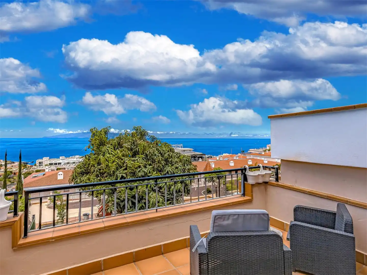 Terrassa de Casa adosada en venda en Santiago del Teide amb Aire condicionat, Terrassa i Piscina