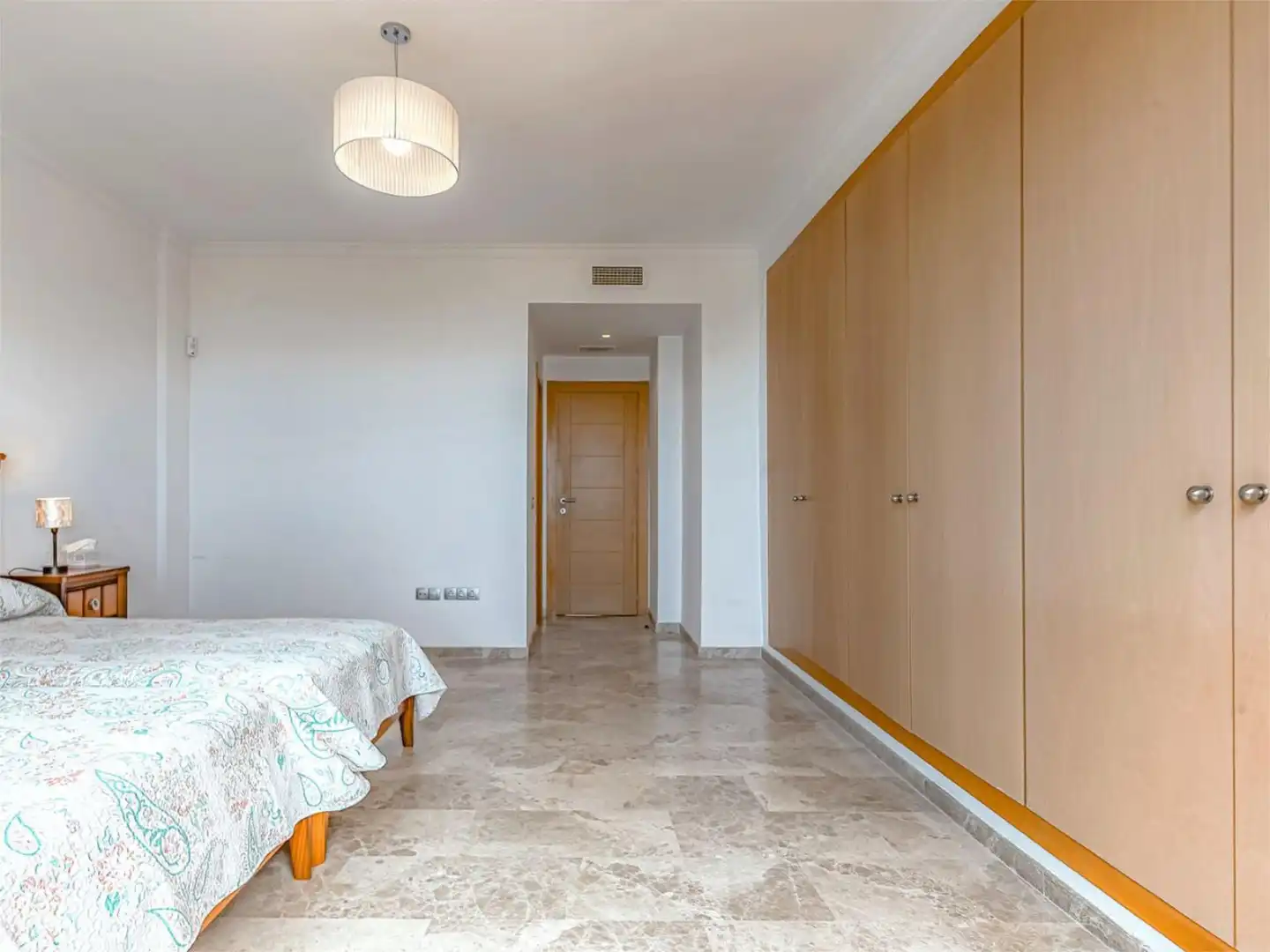 Dormitori de Casa adosada en venda en Santiago del Teide amb Aire condicionat, Terrassa i Piscina