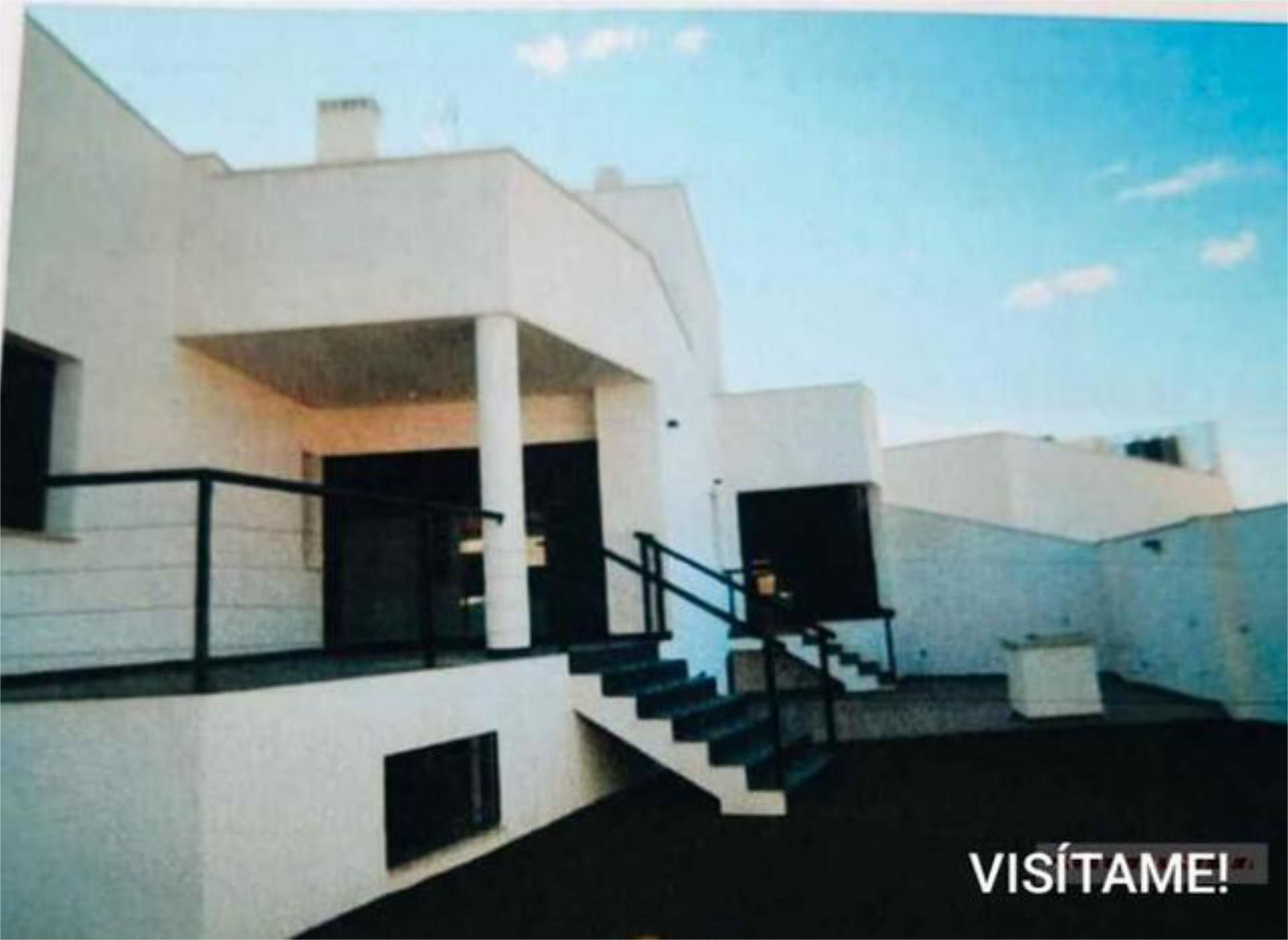 Single-family semi-detached to rent in Malpartida de Cáceres