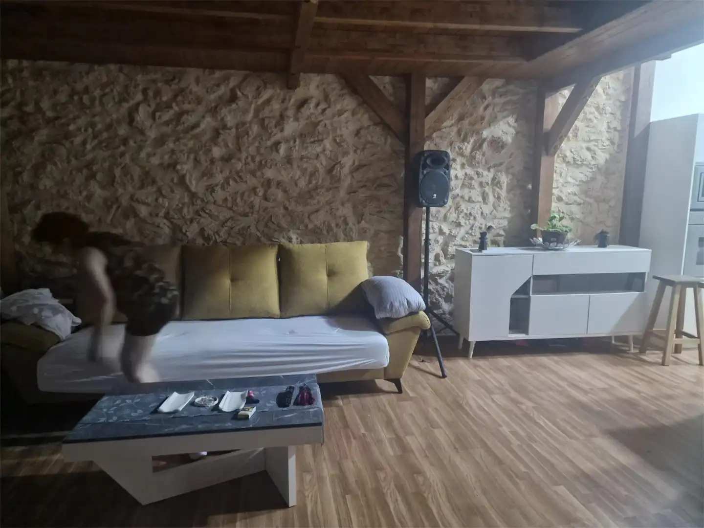 Sala d'estar de Casa adosada en venda en Alicante / Alacant amb Aire condicionat, Forn i Microones